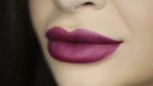 Illuminated Iris Glitter Lip Kit Lips Elektra Cosmetics
