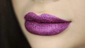 Illuminated Iris Glitter Lip Kit Lips Elektra Cosmetics